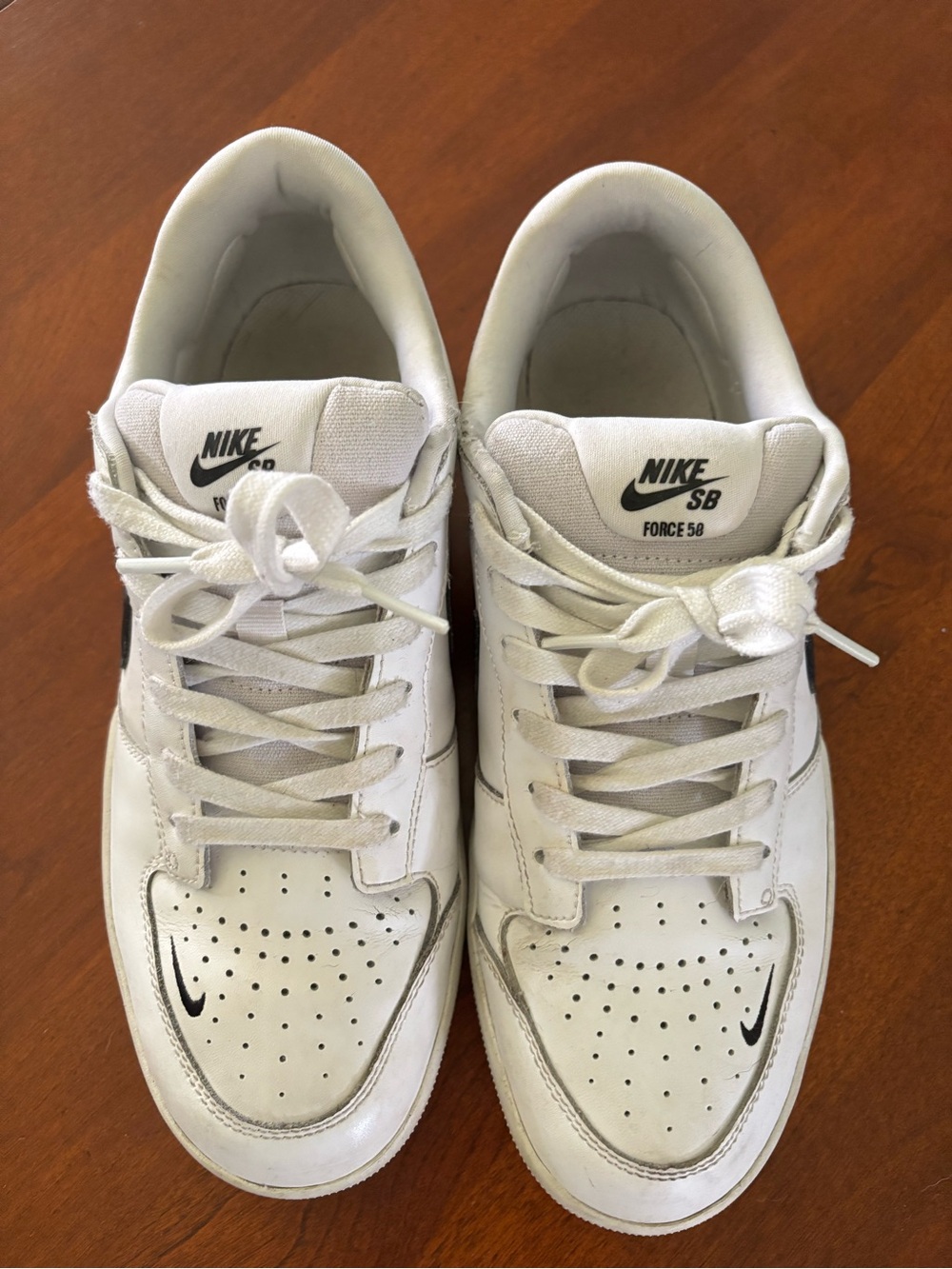 Gently worn Nike SB Force 58 White with Black Swoosh Low-Top Sneakers